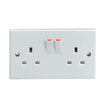 2 GANG SWITCHED SOCKET