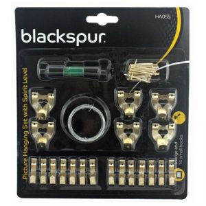 BLACKSPUR PICTURE HANGING SET W/ SPIRIT LEVEL