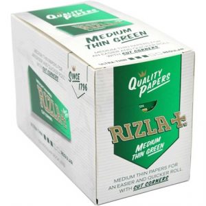 RIZLA GREEN REGULAR SIZE PAPERS -