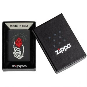 ZIPPO - HEART IN HAND DESIGN