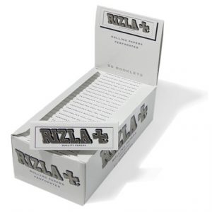 RIZLA WHITE REGULAR SIZE PAPERS -