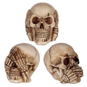 SEE NO HEAR NO SPEAK NO SKULLS -